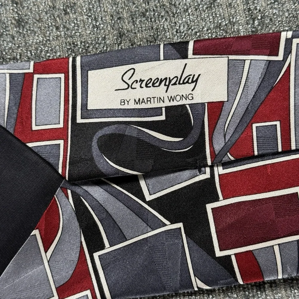 Screenplay by Martin‎ Wong Necktie Silk Red Gray Black Retro Made USA 57